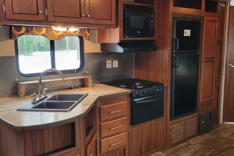 Gordon's Heartland Trail Runner Travel Trailer