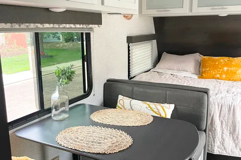 2021 Keystone Bullet Crossfire Clean & Comfy Camper Sleeps 6