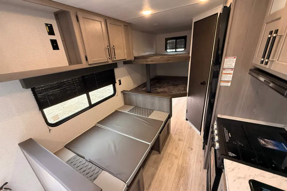 Spacious Family Bunkhouse Trailer – Sleeps 8 | Easy Setup | Delivery Available