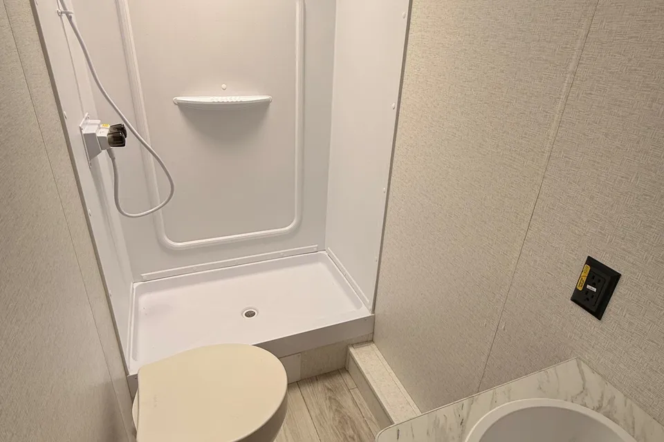 Spacious Family Bunkhouse Trailer – Sleeps 8 | Easy Setup | Delivery Available