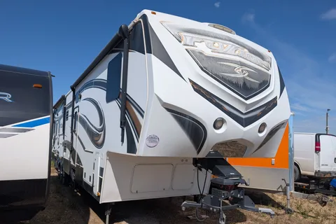 Sean's 5th wheel Keystone Fuzion Toy Hauler