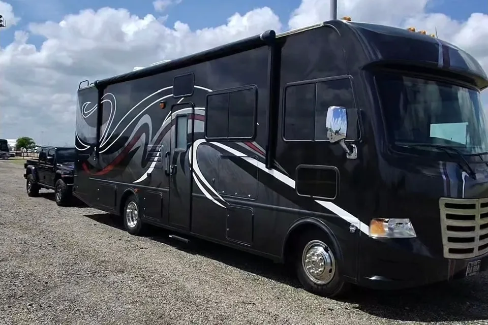 5 Star Luxury Motorhome Delivered & Setup For You!