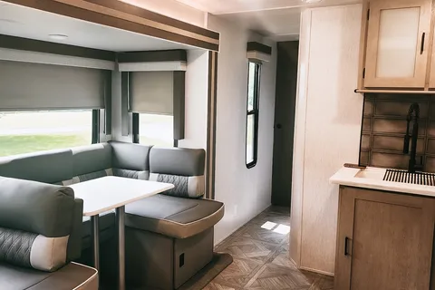 Luxurious 2023  2BR 1-1/2 Bath Trailer