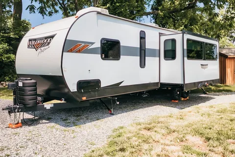 Luxurious 2023  2BR 1-1/2 Bath Trailer
