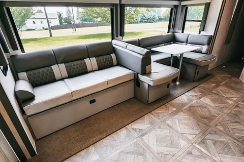 Luxurious 2023  2BR 1-1/2 Bath Trailer