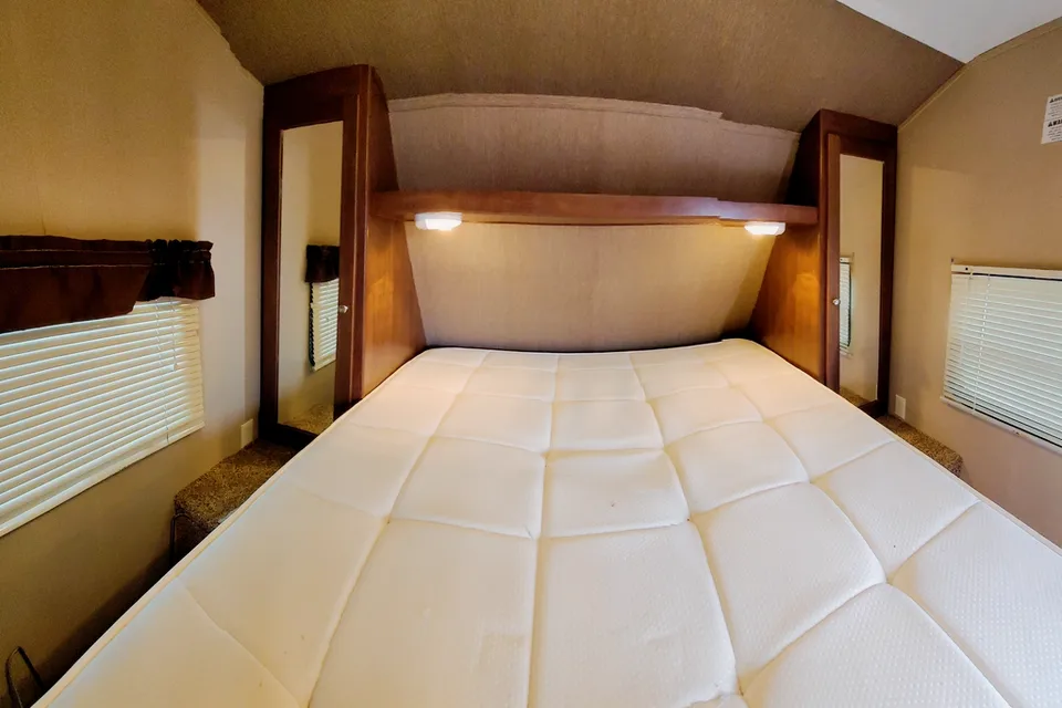 Dutchmen Aspen Trail Travel Trailer