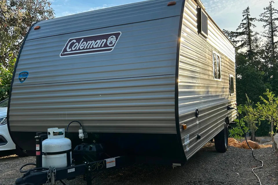2024 COLEMAN LANTERN LT 17B Travel Trailer