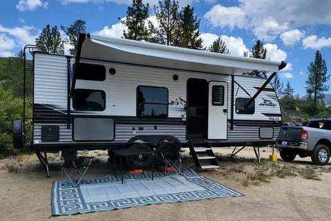 Rv Rentals Way Of Life's Solar! The Jayco Jay Flight SLX 264BHW Baja Edition Travel Trailer J1