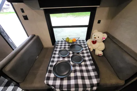 Rv Rentals Way Of Life's Solar! The Jayco Jay Flight SLX 264BHW Baja Edition Travel Trailer J1