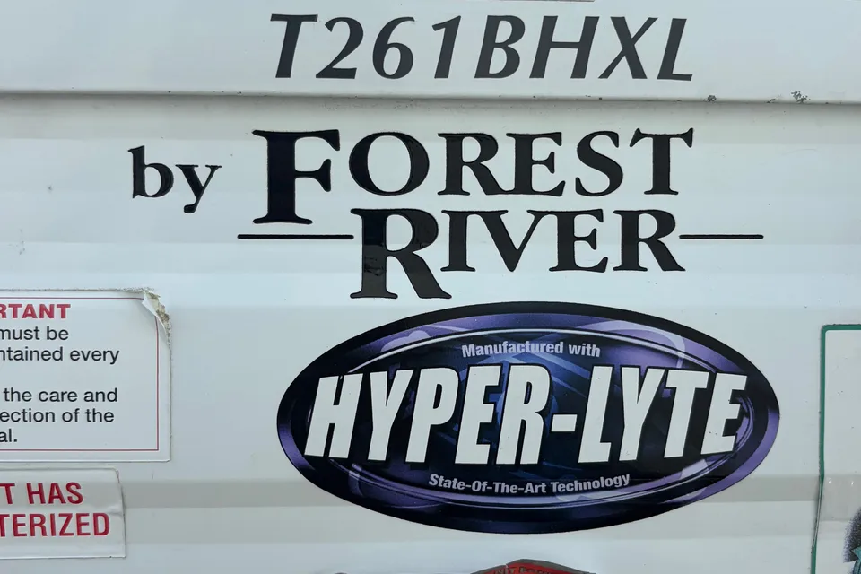 Jeff's Forest River Salem cruise lite Travel Trailer