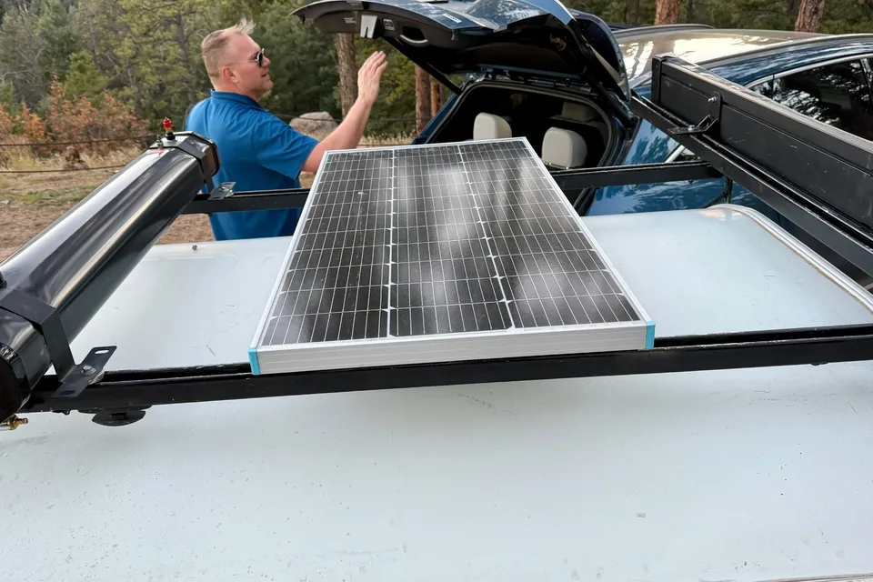 Cozy Teardrop – Fully Stocked Comfort with Shower, Solar & Starlink