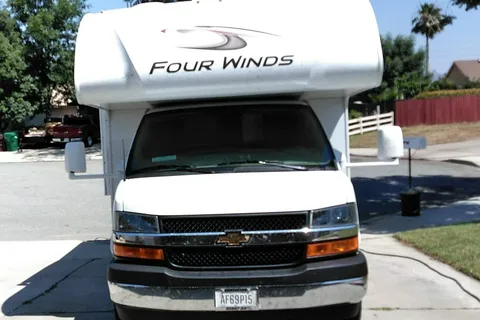 Four Winds 22E Class C