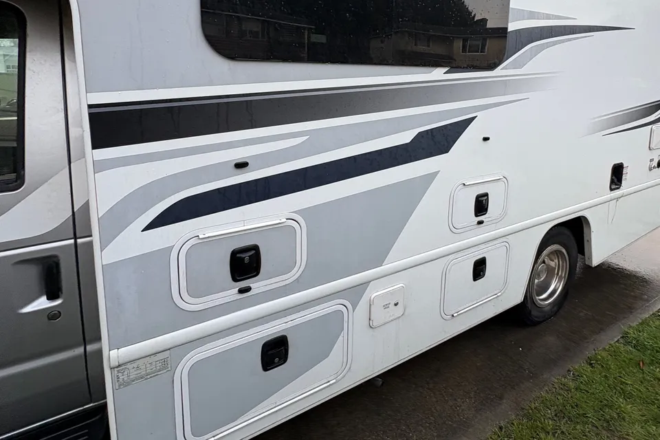 Yatra 2 - Ford Adventurer