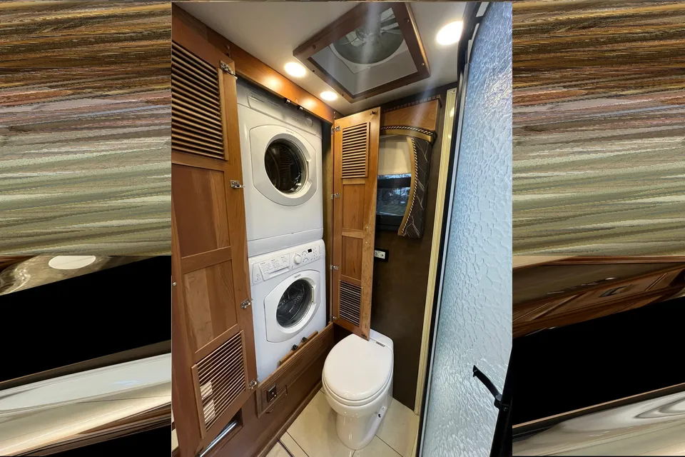 45' Entegra Coach Motorohome