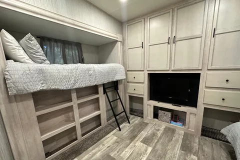 Luxury Camping by the Parker’s