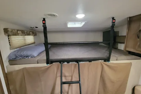 2019 Class C Motorhome Coachmen Freelander
