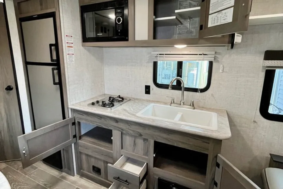SEAN's Gulf Stream Kingsport Travel Trailer