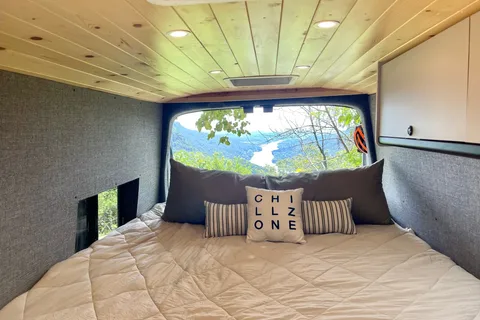 Vista Adventure Vans AWD Ford Transit