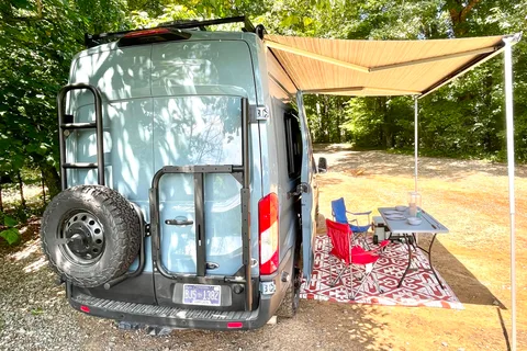Vista Adventure Vans AWD Ford Transit