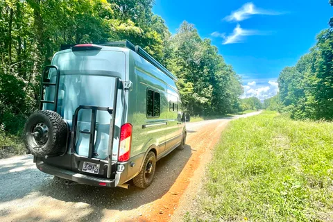 Vista Adventure Vans AWD Ford Transit