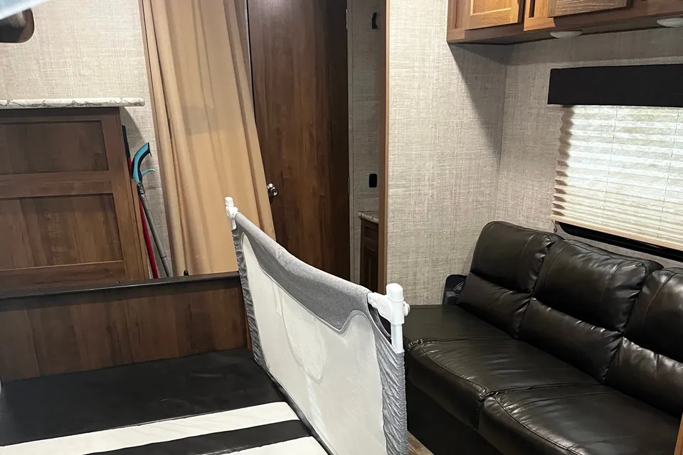 Gulf Stream Kingsport Travel Trailer