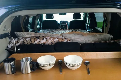Budget Friendly go anywhere Stay anywhere Van conversion.