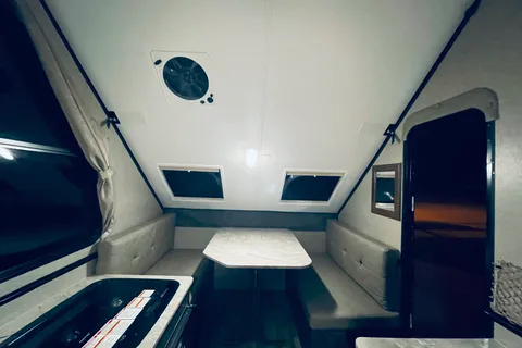 Mars/ Marte RV Lite Camping Family and friends camping