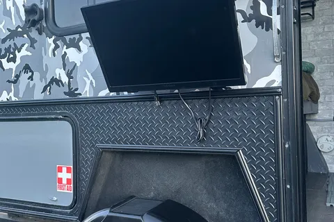 Camo Standy Karavan Micro Trailer w/ Rooftop Tent