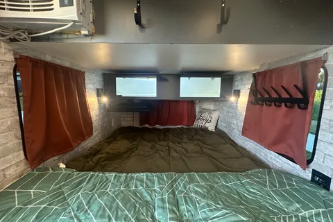 Camo Standy Karavan Micro Trailer w/ Rooftop Tent