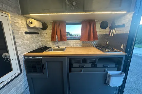 Camo Standy Karavan Micro Trailer w/ Rooftop Tent
