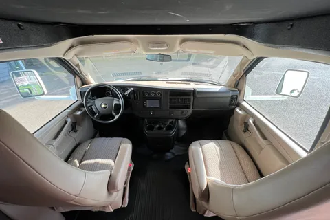 Ovi's Coachmen Freelander 21QB Class C