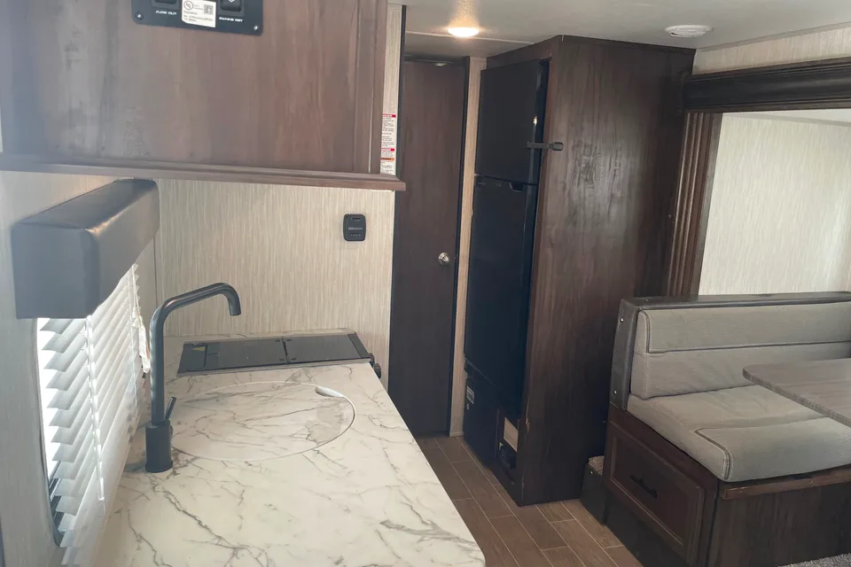 Family-friendly Bunkhouse (2020 Wolf Pup)