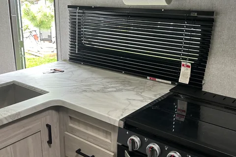 Jeffrey's East to West 27RB Travel Trailer