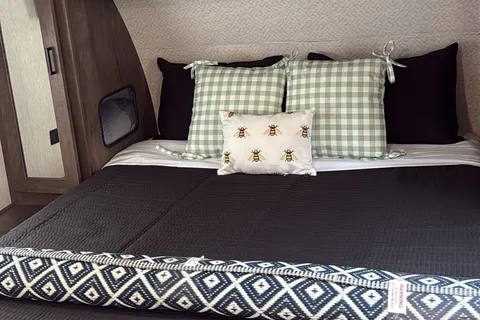 GoRoadie's Forest River Salem cruise lite Travel Trailer