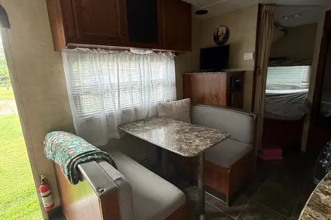 Cozy Keystone Hideout Travel Trailer