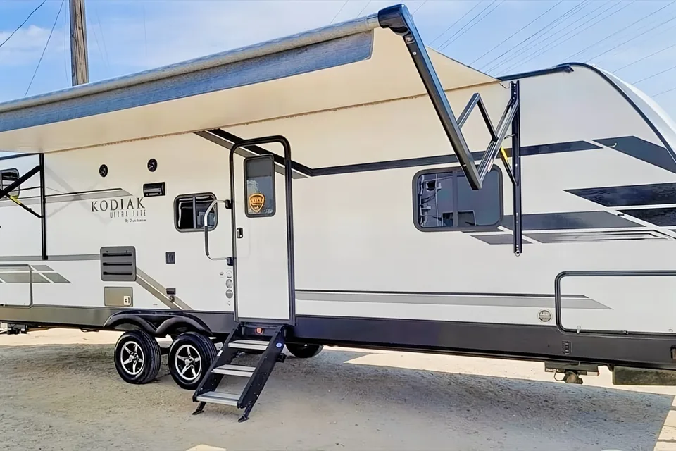 Private Bunkhouse and Master with En Suite