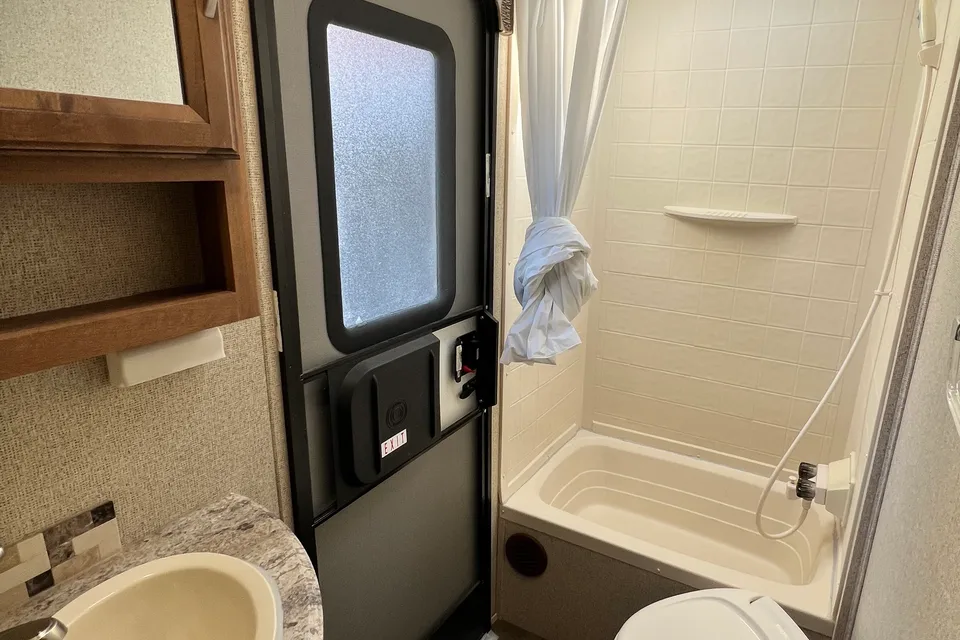 Adventure Awaits: Your Ultimate Mobile Escape – Full-size SUV and half-ton Truck towable