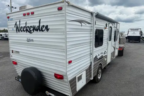 Weekender 183 Roulotte