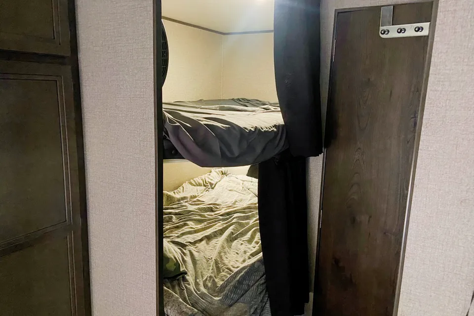 David's Jayco Jay flight 28BHBE Travel Trailer
