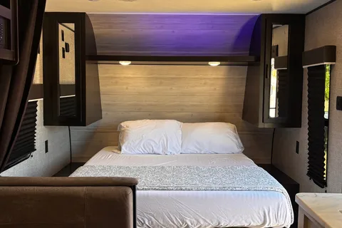Foothill Rentals RV