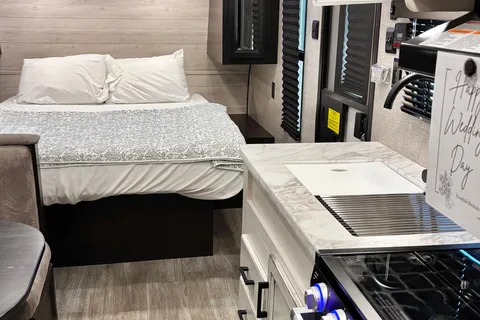 Foothill Rentals RV