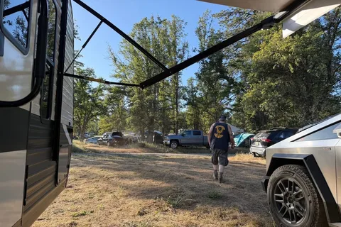 Foothill Rentals RV