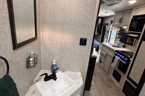 Foothill Rentals RV
