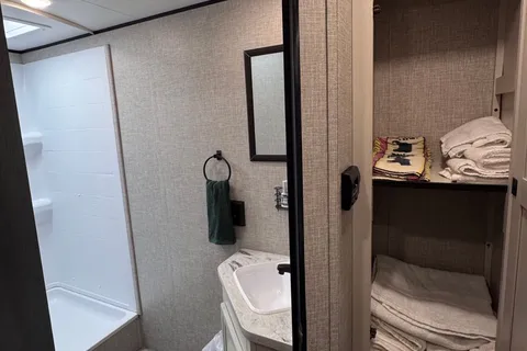 Foothill Rentals RV