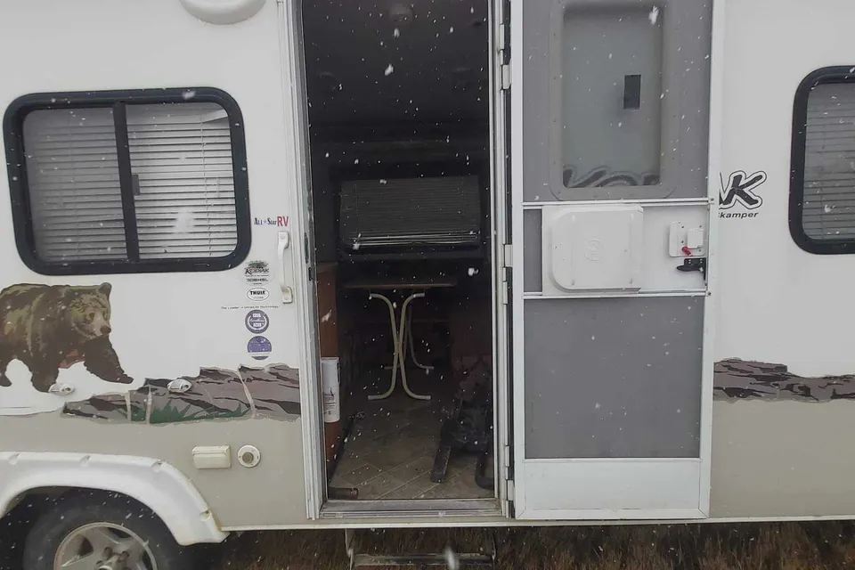 Mark and lacey's Dutchmen kodiak 30bh-sl Travel Trailer