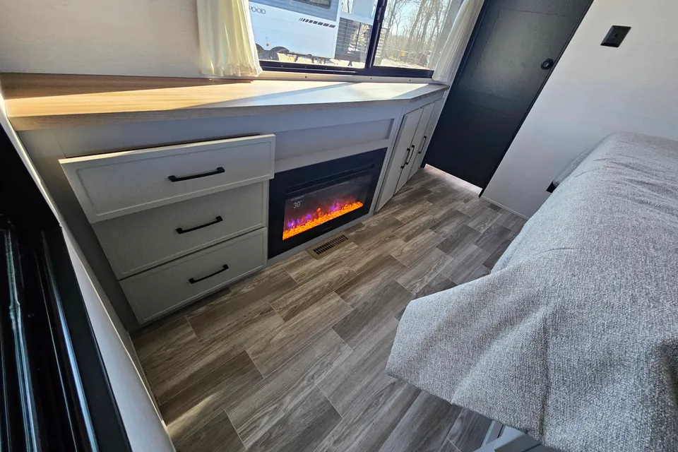 2 Fireplaces and a Secret Bunkroom!