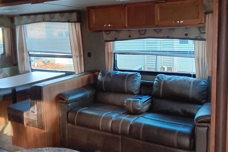 Tatyana's Keystone Springdale lite Travel Trailer