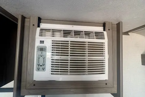 2024 Coleman Lantern -- BRAND NEW!