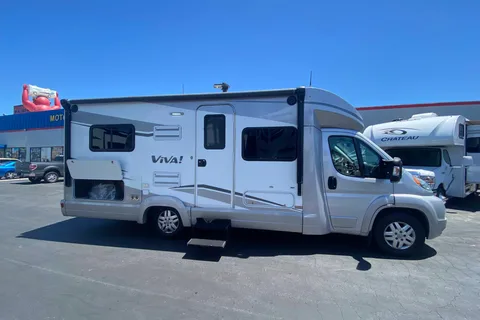 Itasca Viva! 23L — European Chic on Wheels, Ultimate Gas-Sipping, Couple’s Getaway, Class B+