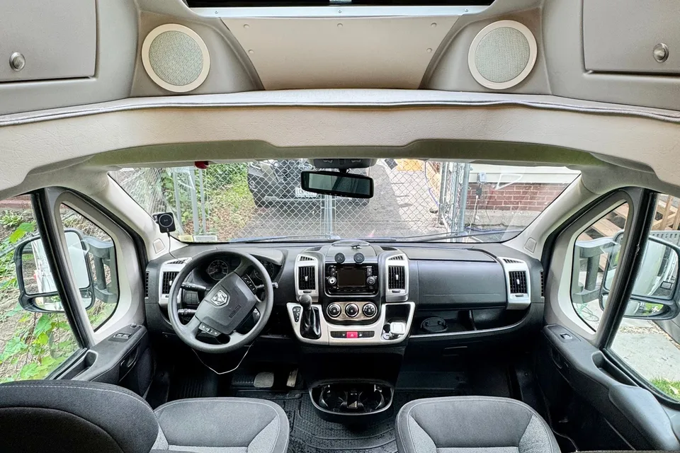 Itasca Viva! 23L — European Chic on Wheels, Ultimate Gas-Sipping, Couple’s Getaway, Class B+